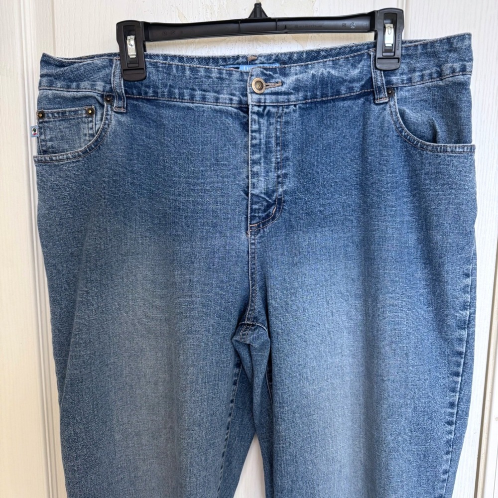 Duck Head Jeans Co Womens Size 16 Average Bootcut Stretch Denim Medium Wash Blue